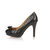 Quilting black leather pump