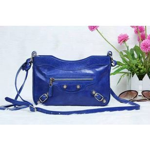 Envelope cross body bag