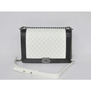 Ley Boy Quilting white and black Leather Flap Bag