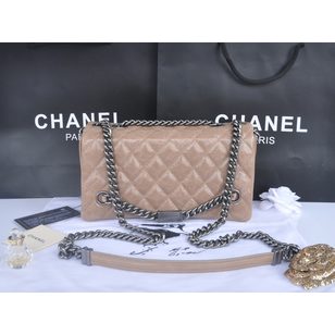 Metal chain leather flap bag