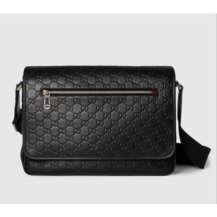 GG Emblem medium crossbody bag