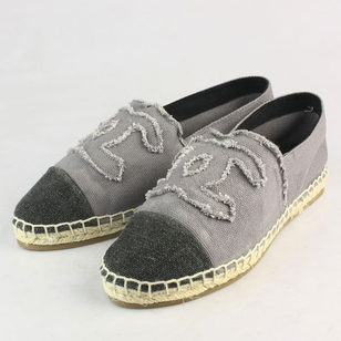 Gray Canvas with Black Canvas Head Casual Flat