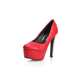 Quilting red Leather Platform Pump