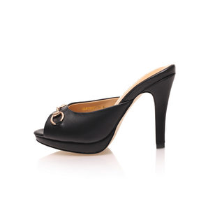 Black leather pump slipper