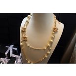 Chanel Elegant pearl long necklace (golden finish)