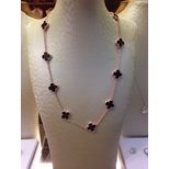 Louis Vuitton Black mother pearl shellfish necklace