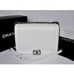 Chanel Ley Boy Quilting Patent Leather Flap Bag (original metal)