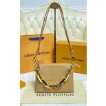 Louis Vuitton Coussin BB 20cm