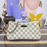 Louis Vuitton Pochette Liv N00228